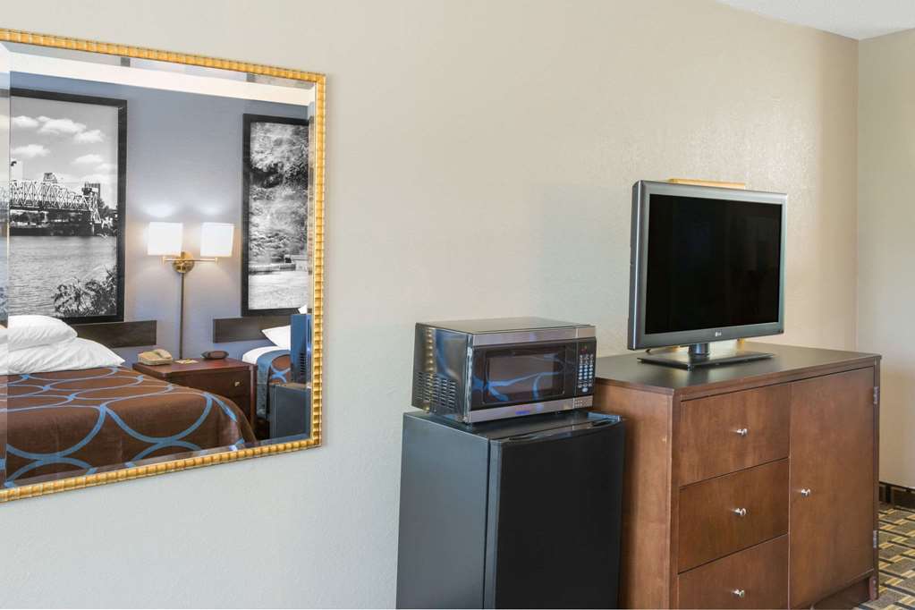 Super 8 Brinkley - thumb 6