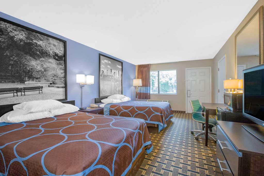 Super 8 Brinkley - thumb 13