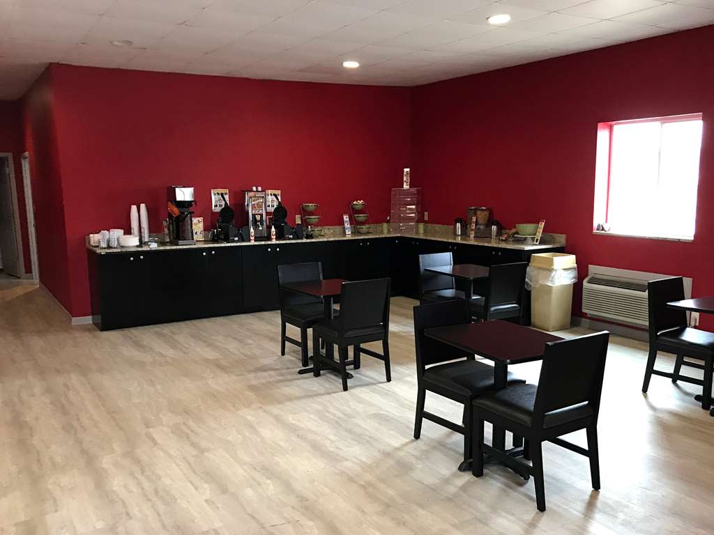 Americas Best Value Inn Brinkley - thumb 9