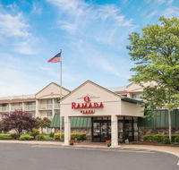 Ramada Plaza by Wyndham Portland - Accommodation Seattle