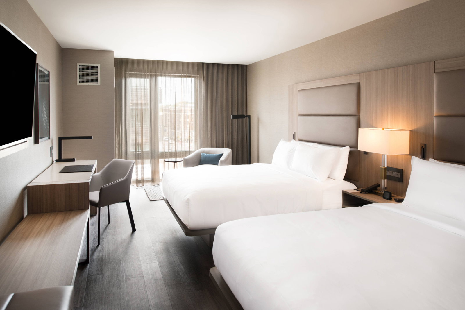 AC By Marriott Cleveland Circle - thumb 6
