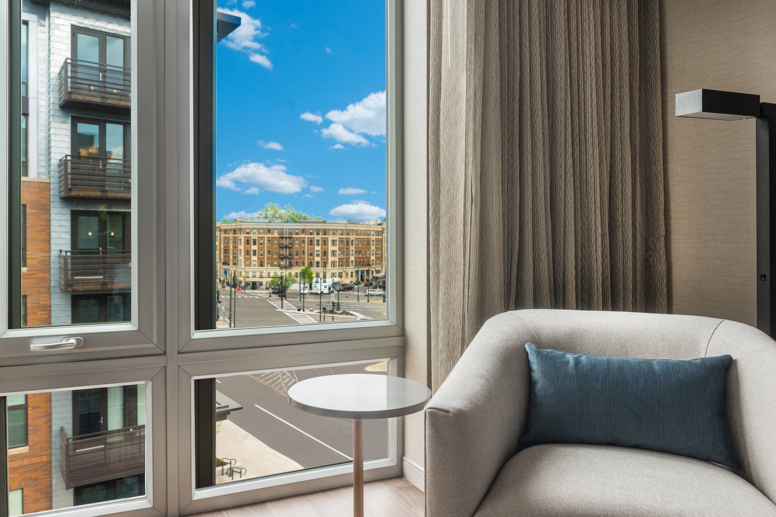 AC By Marriott Cleveland Circle - thumb 7