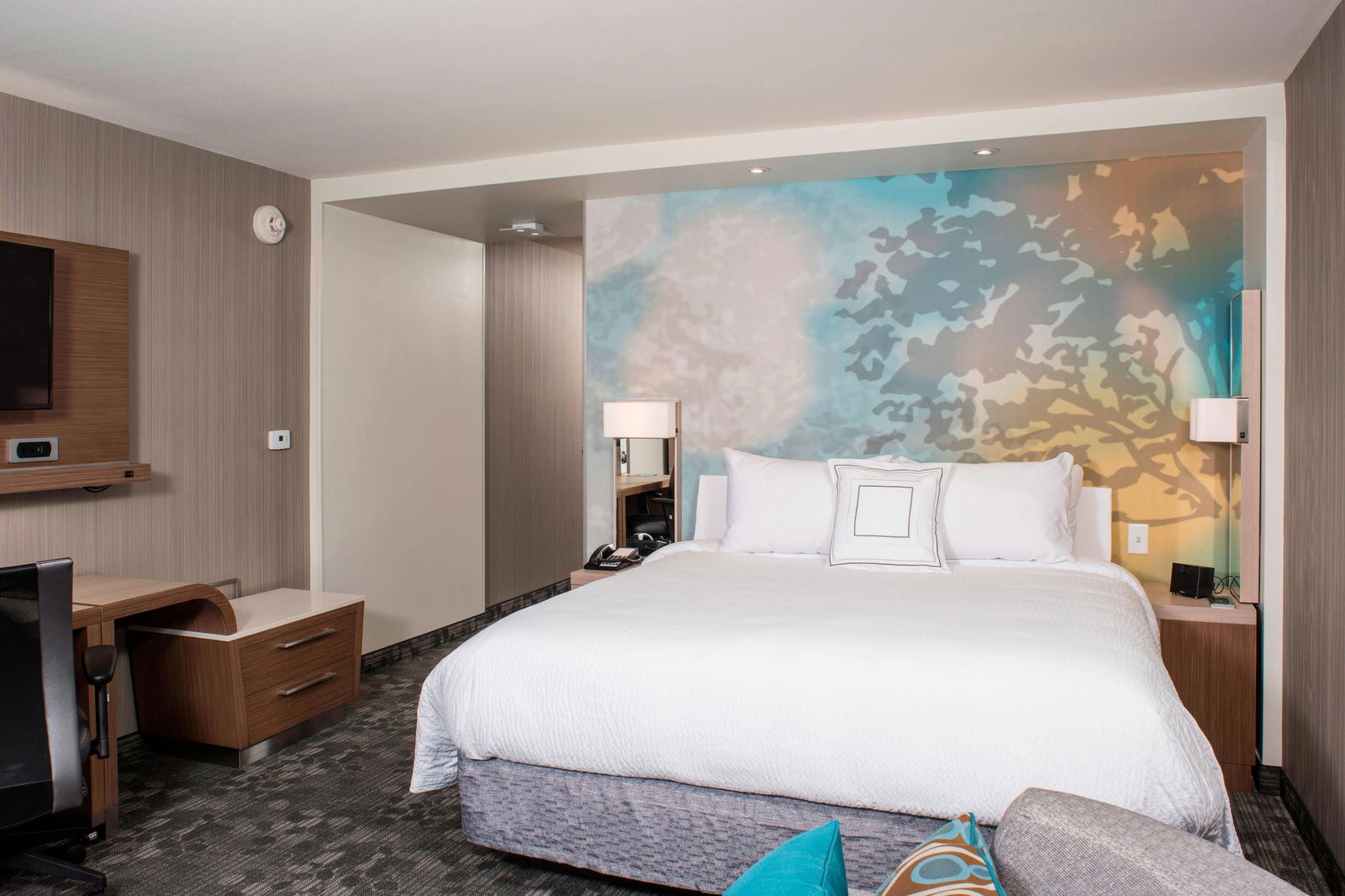 Courtyard Clifton Park - thumb 3