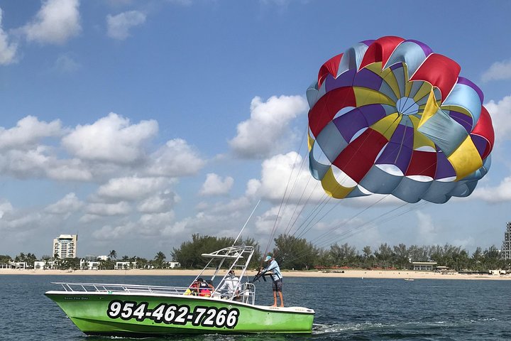 Parasailing - thumb 1