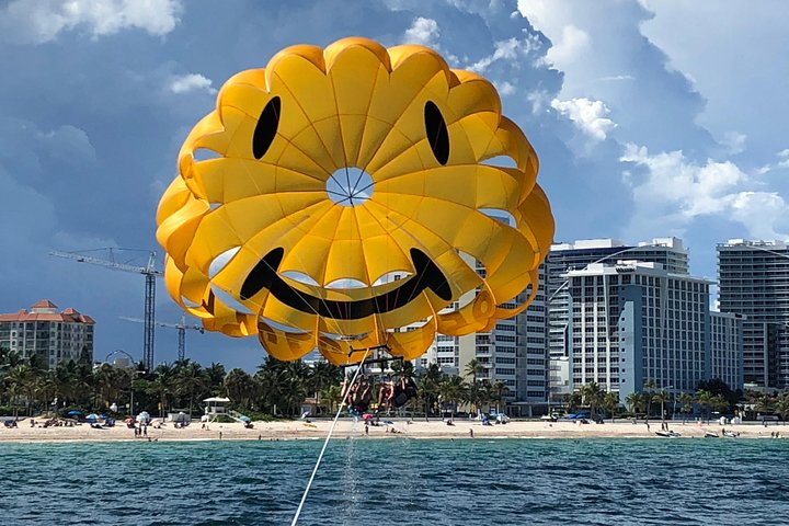 Parasailing - thumb 2