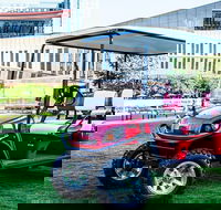 Explore the City of Nashville Tour by Golf Cart - Accommodation Seattle