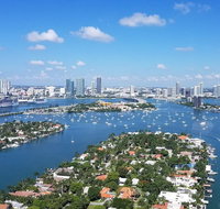 Miami Boat Tour - Discover Biscayne Bay  Celebrity Island Homes 90Min - Accommodation Seattle