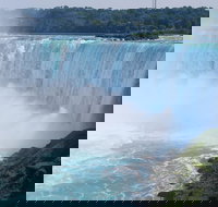 All-Inclusive Niagara Falls USA Tour with Boat Ride - Accommodation Seattle