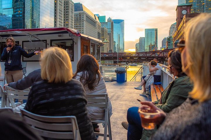 45-Minute Chicago River Architecture Tour From Magnificent Mile - thumb 2
