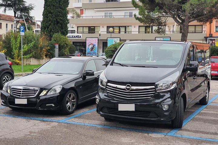 Sacramento Airport (SMF) To Sacramento Hotel/address- RoundTrip Private Transfer - thumb 5