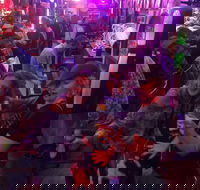 Comedy Bus Dive Bar Crawl - Accommodation Seattle