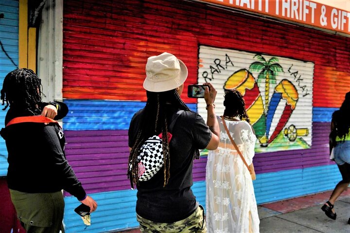 La Perle De Miami: Madi Gras Tour - thumb 0