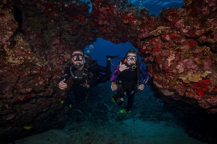 2 Tank Lanai Cathedral Dive - thumb 5