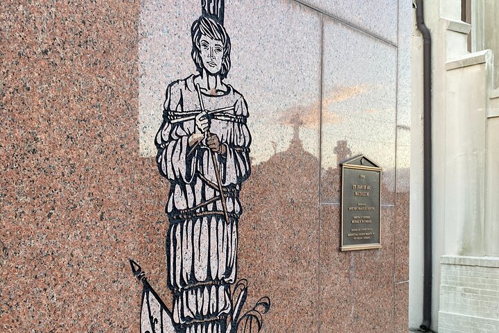 St. Roch Cemetery Tour - thumb 0