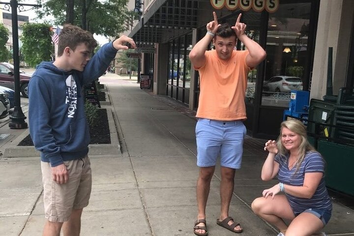 Participate In A Fun Scavenger Hunt In Baton Rouge By Operation City Quest - thumb 2