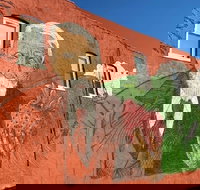 Strawberry Hill and Downtown KCK Hike - Accommodation Seattle