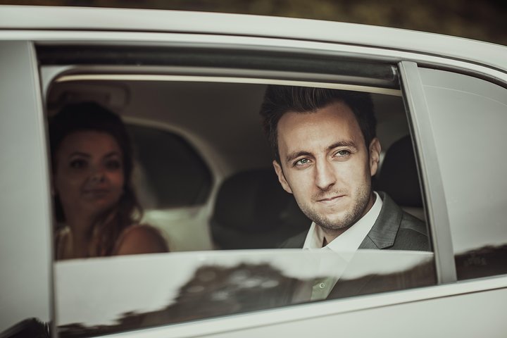 IND -Indianapolis One Way Airport Xfer To/fr Your Hotel In A Chauffeured Sedan - thumb 2