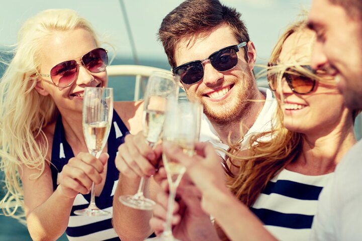 Experience Wed & Sat Chicago Fireworks Aboard Tall Ship Windy From Navy Pier - thumb 0