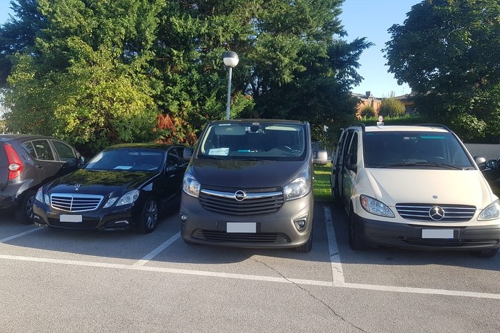 Kansas Airport (MCI) To Kansas City Hotel Or Address - Arrival Private Transfer - thumb 0