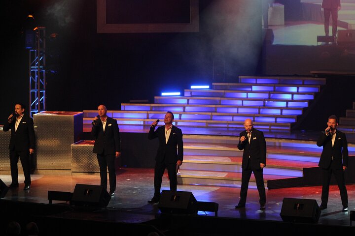 SIX Show In Branson - thumb 2