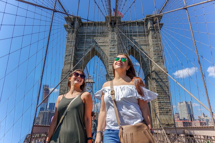 NYC Central Manhattan Walking Tour And Hudson River Cruise - thumb 1