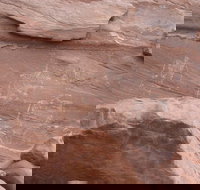 Anasazi Tour in Mystery Valley with Najavo Guide - Accommodation Seattle