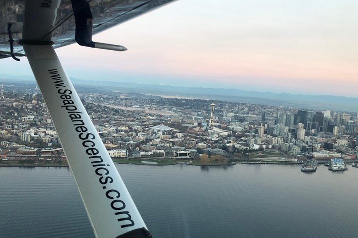 20-Minute Greater Seattle Scenic Airplane Tour - thumb 0