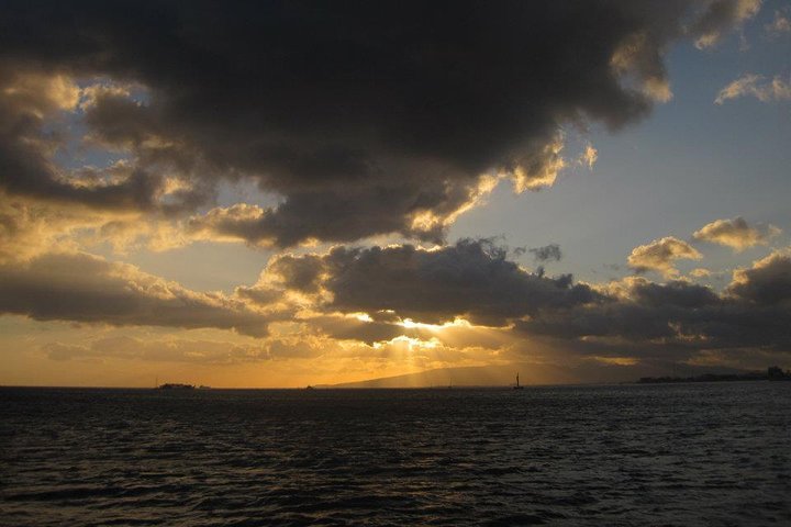 Waikiki Sunset Cocktail Cruise - thumb 2